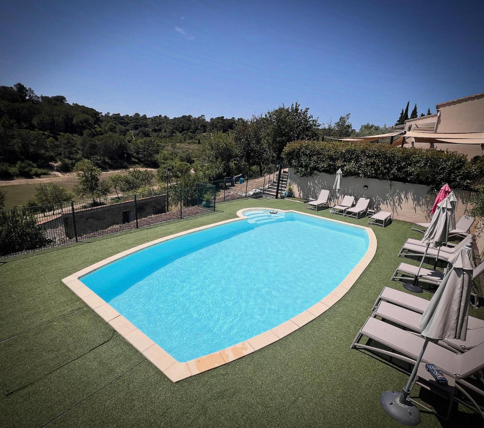 Logis Hotel Restaurant La Bergerie Aragon Exterior photo